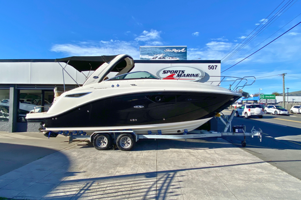2018 Sea Ray 265 Sundancer