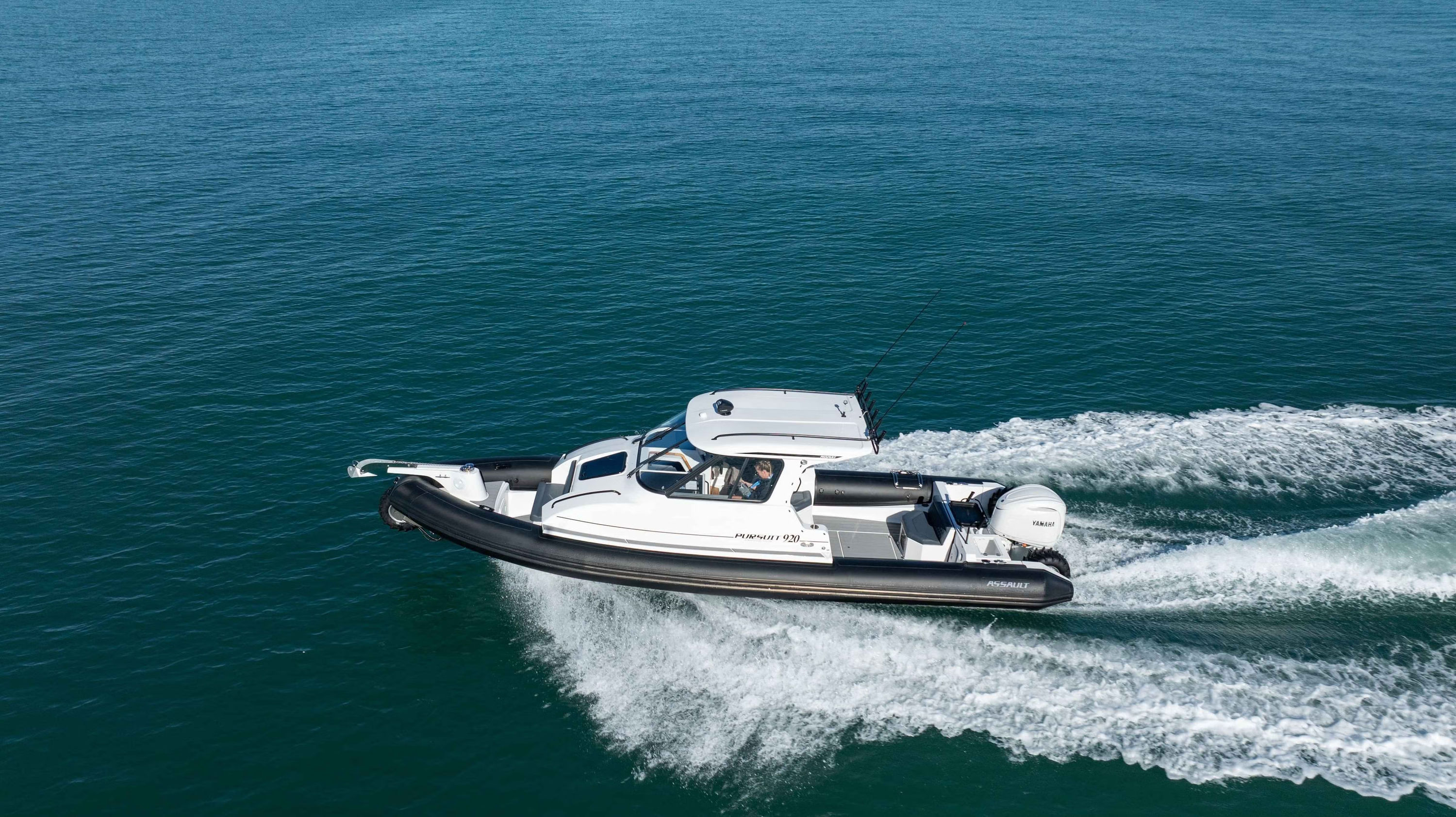 2025 Assault Pursuit 920 Amphibious
