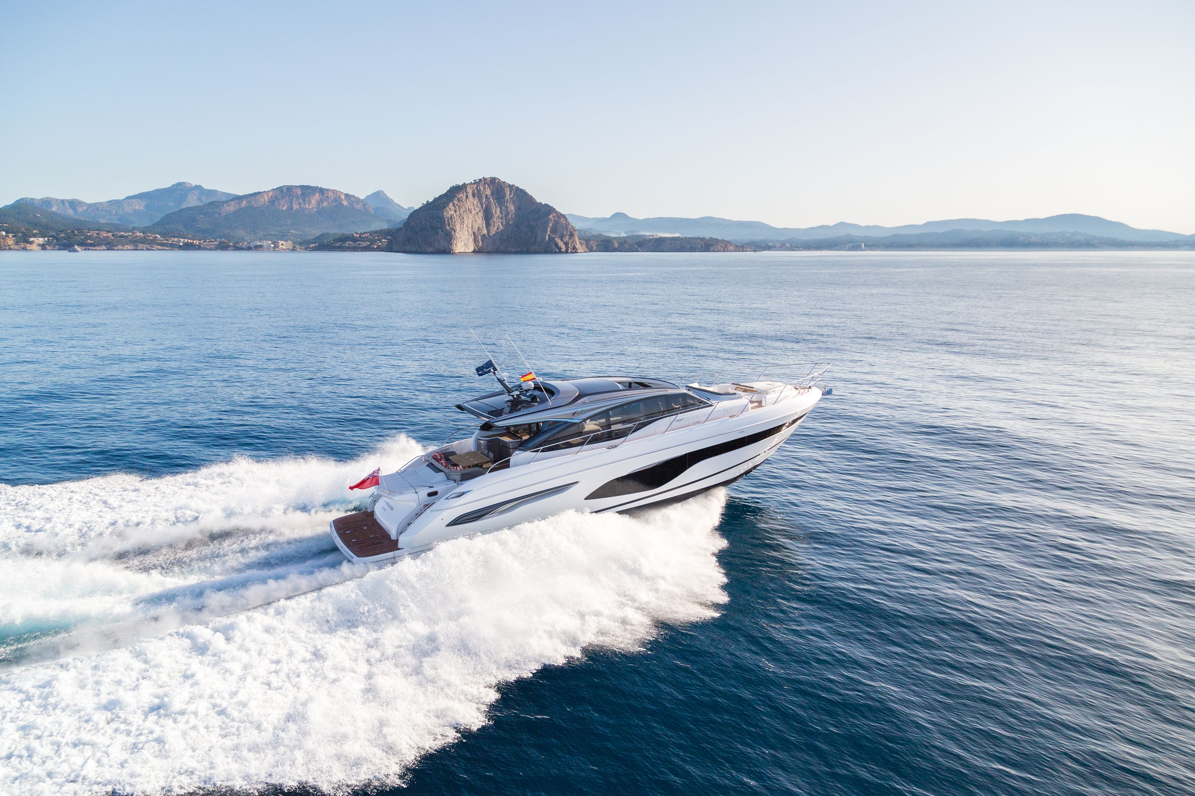 V65 Exterior White Hull 12
