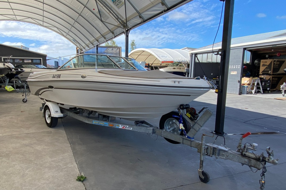 2003 Sea Ray 180
