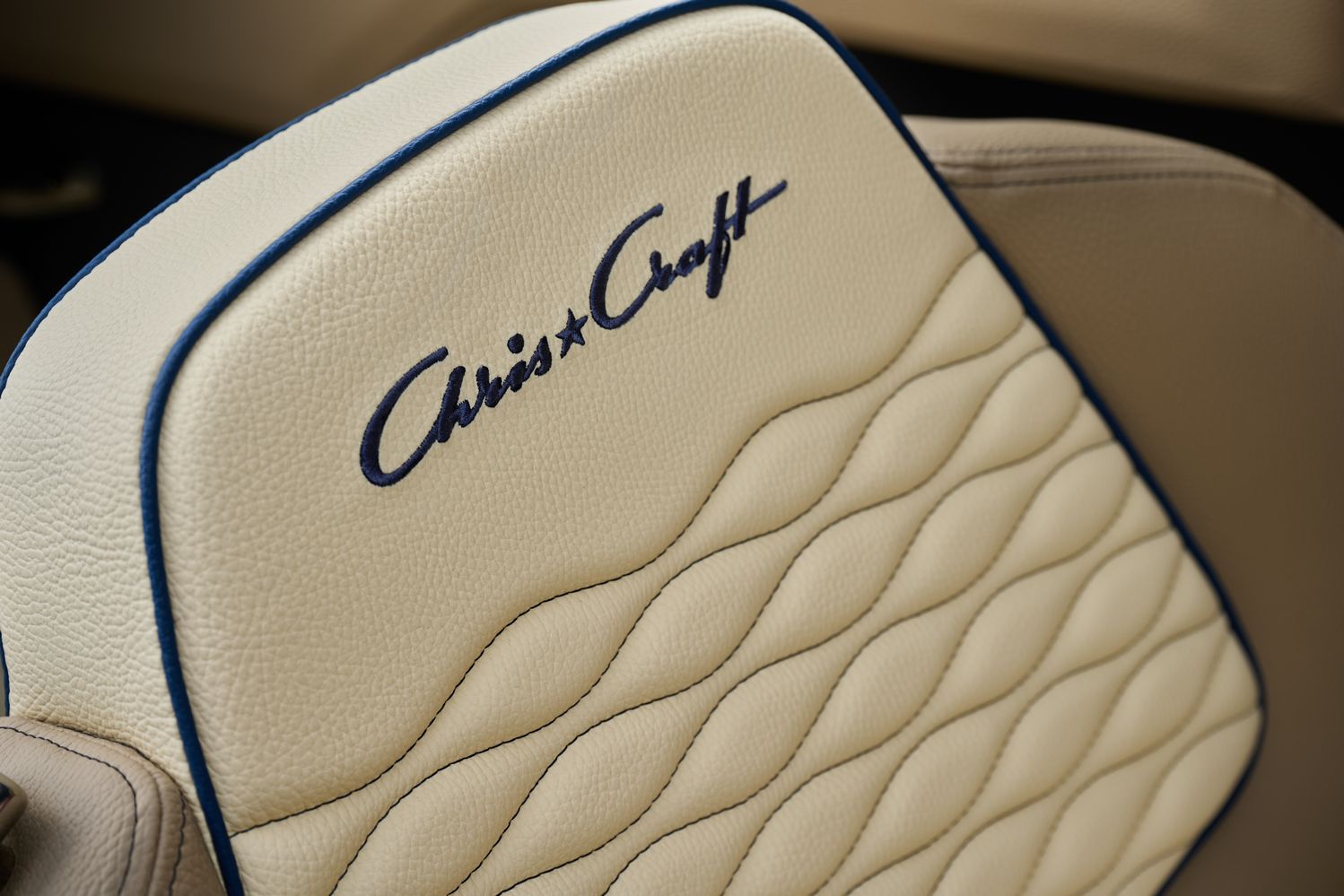 Chris Craft Boats Sportster 25 Detail Stiching