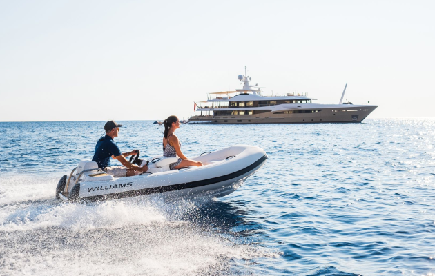 Brands Boat 6
