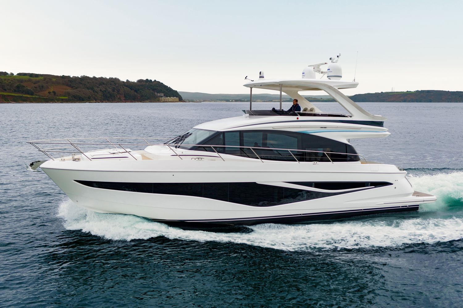 F58 Exterior White Hull 2