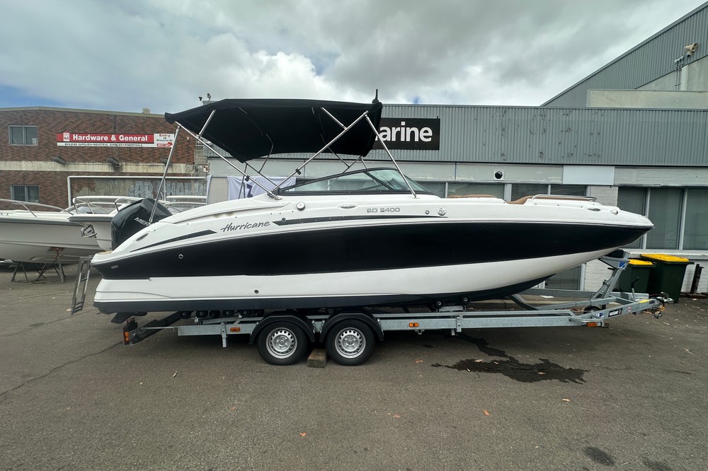 2019 Hurricane Sundeck 2400 OB 2019 Hurricane Sundeck 2400 OB