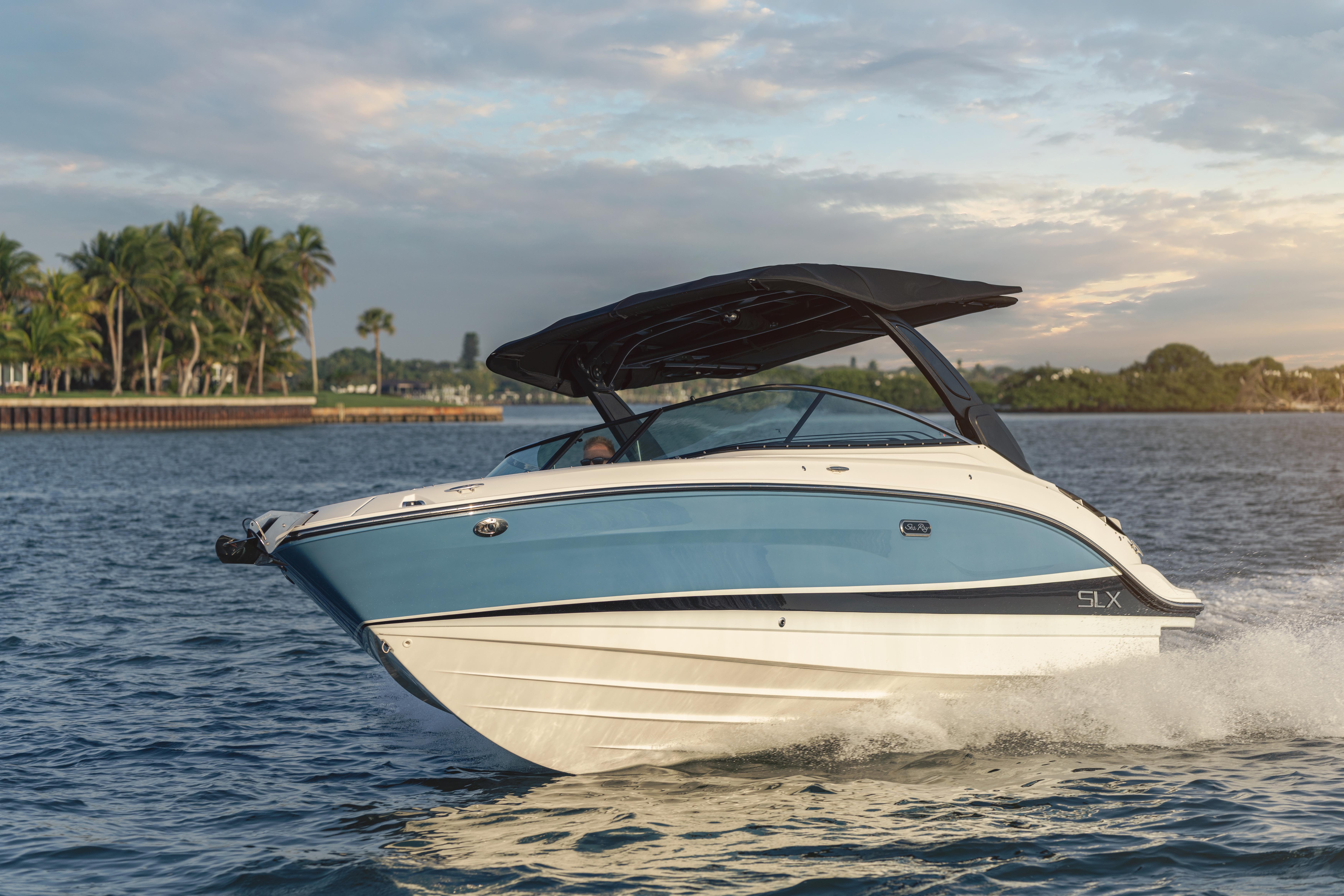 2023 Slx 260 Slx260 Running Port Bow Three Quarter 04994 Select