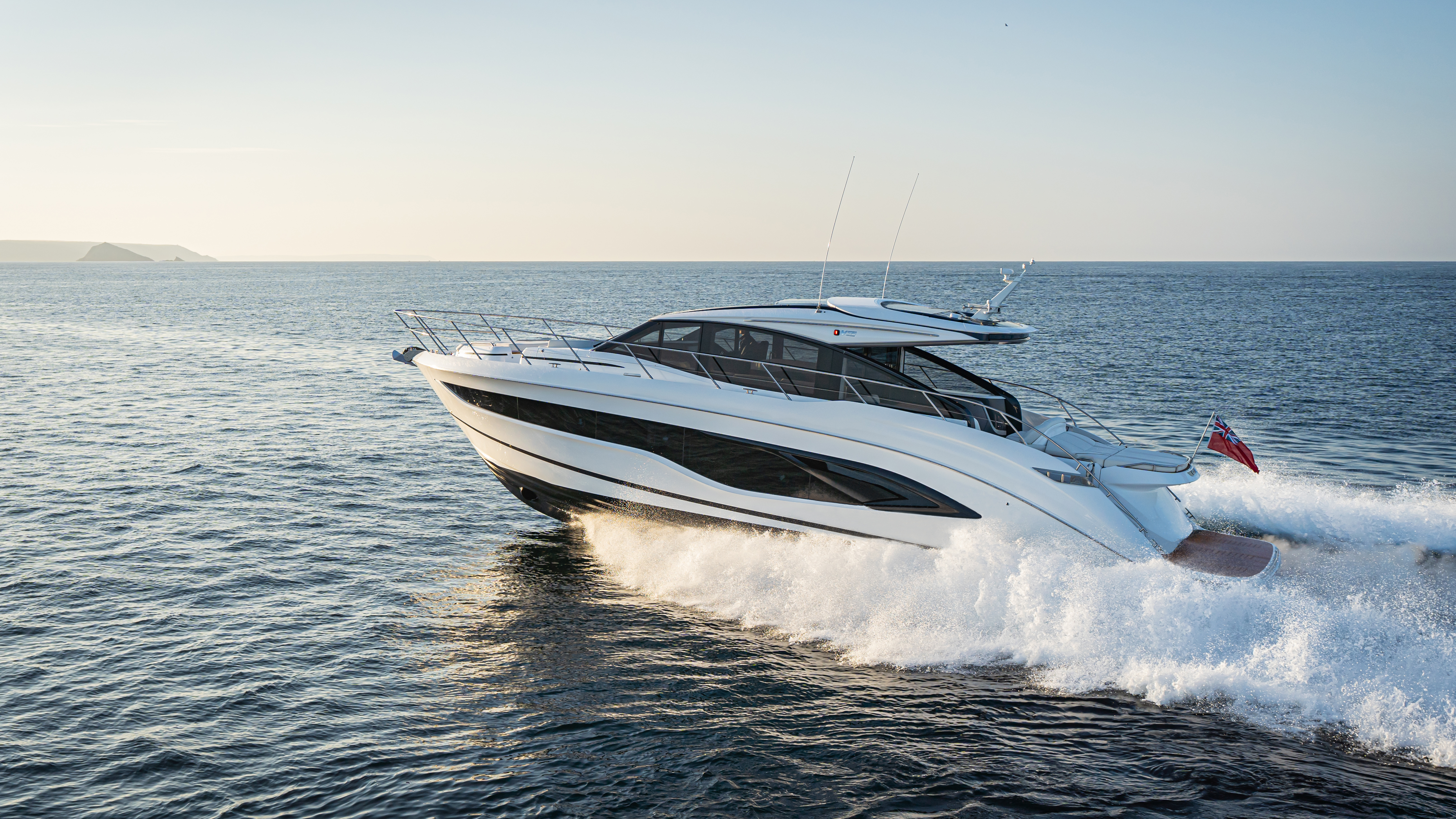 V55 Exterior White Hull 17