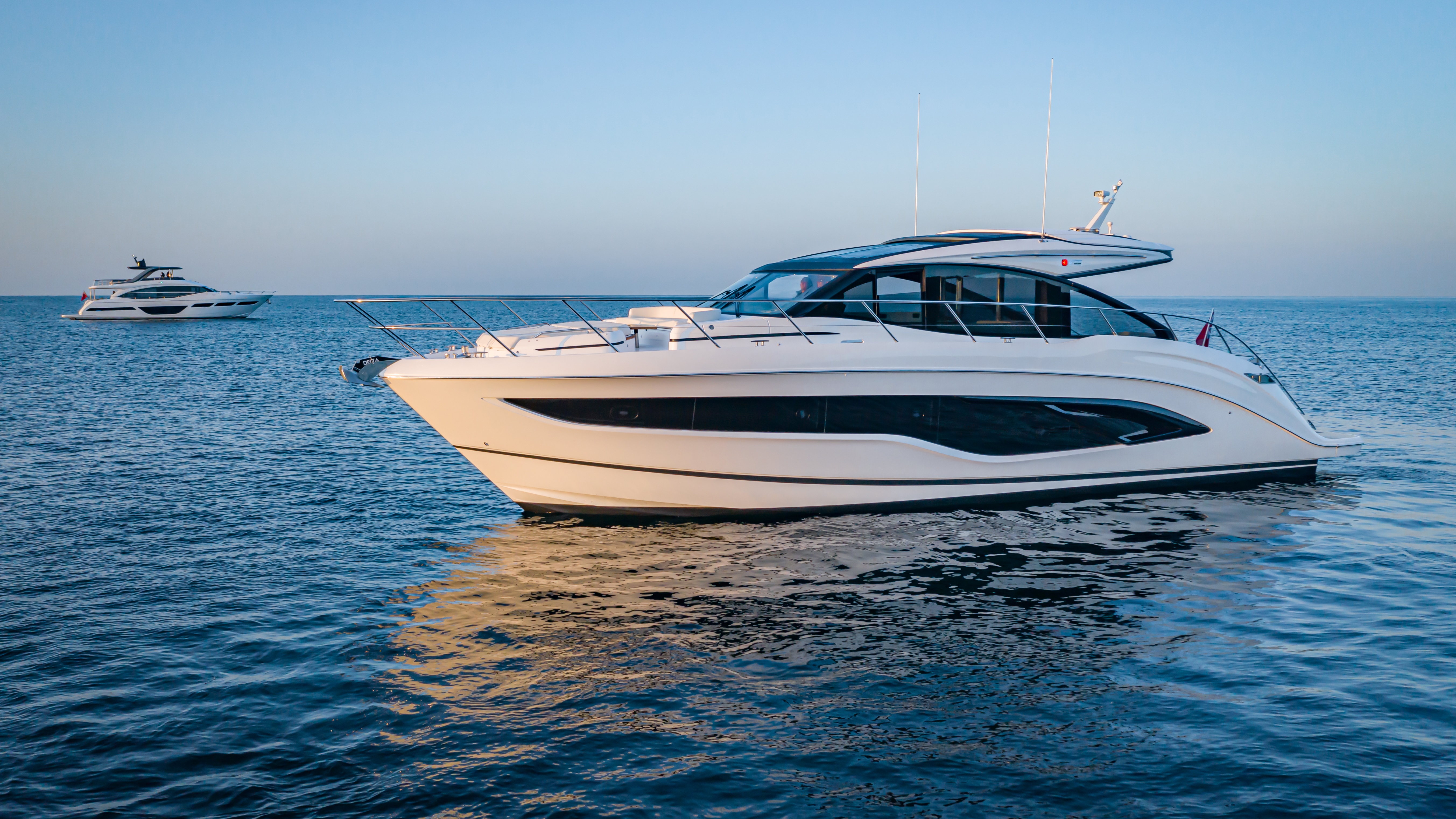 V55 Exterior White Hull 26