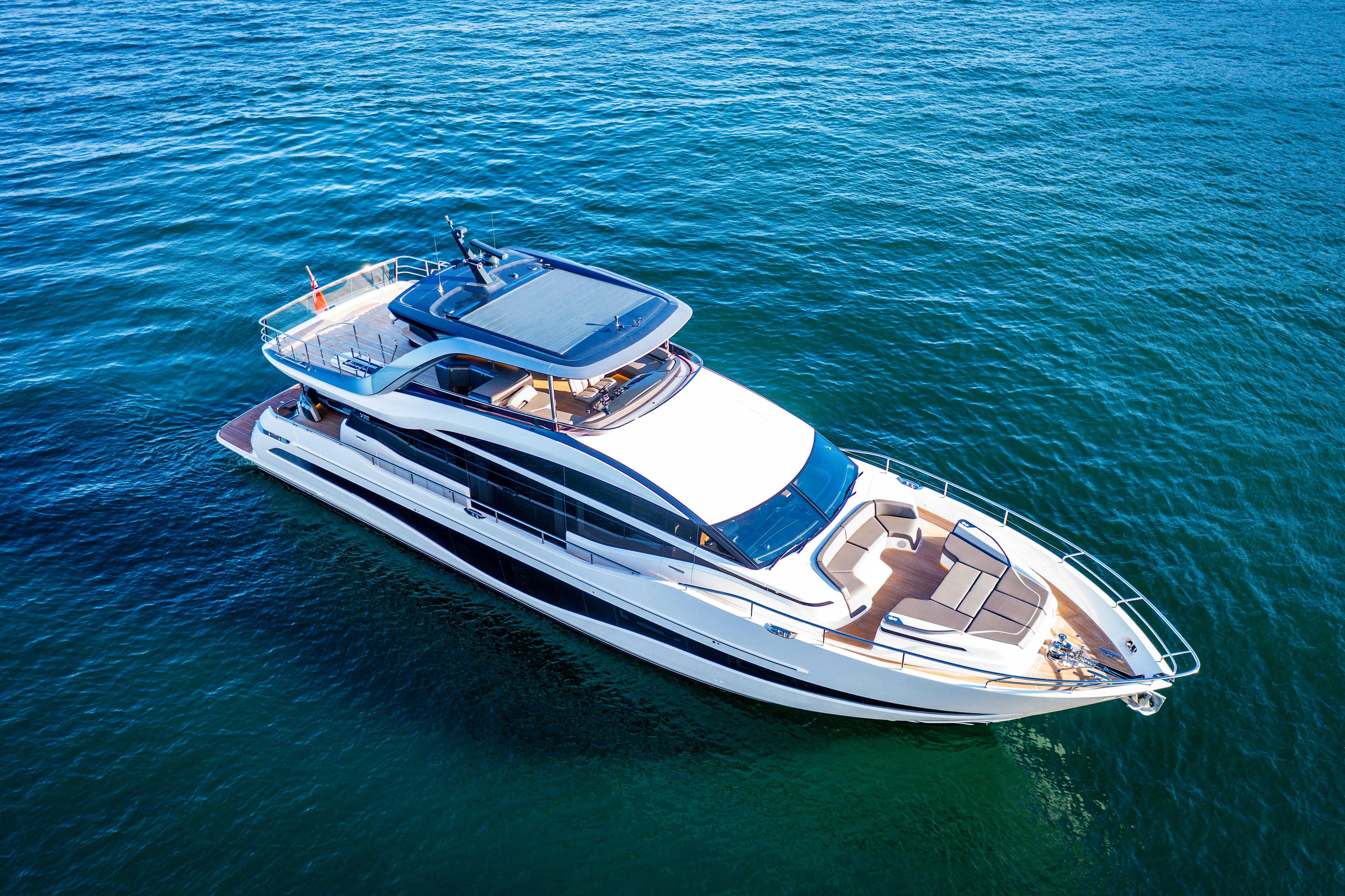Y85 Exterior White Hull 2 2022