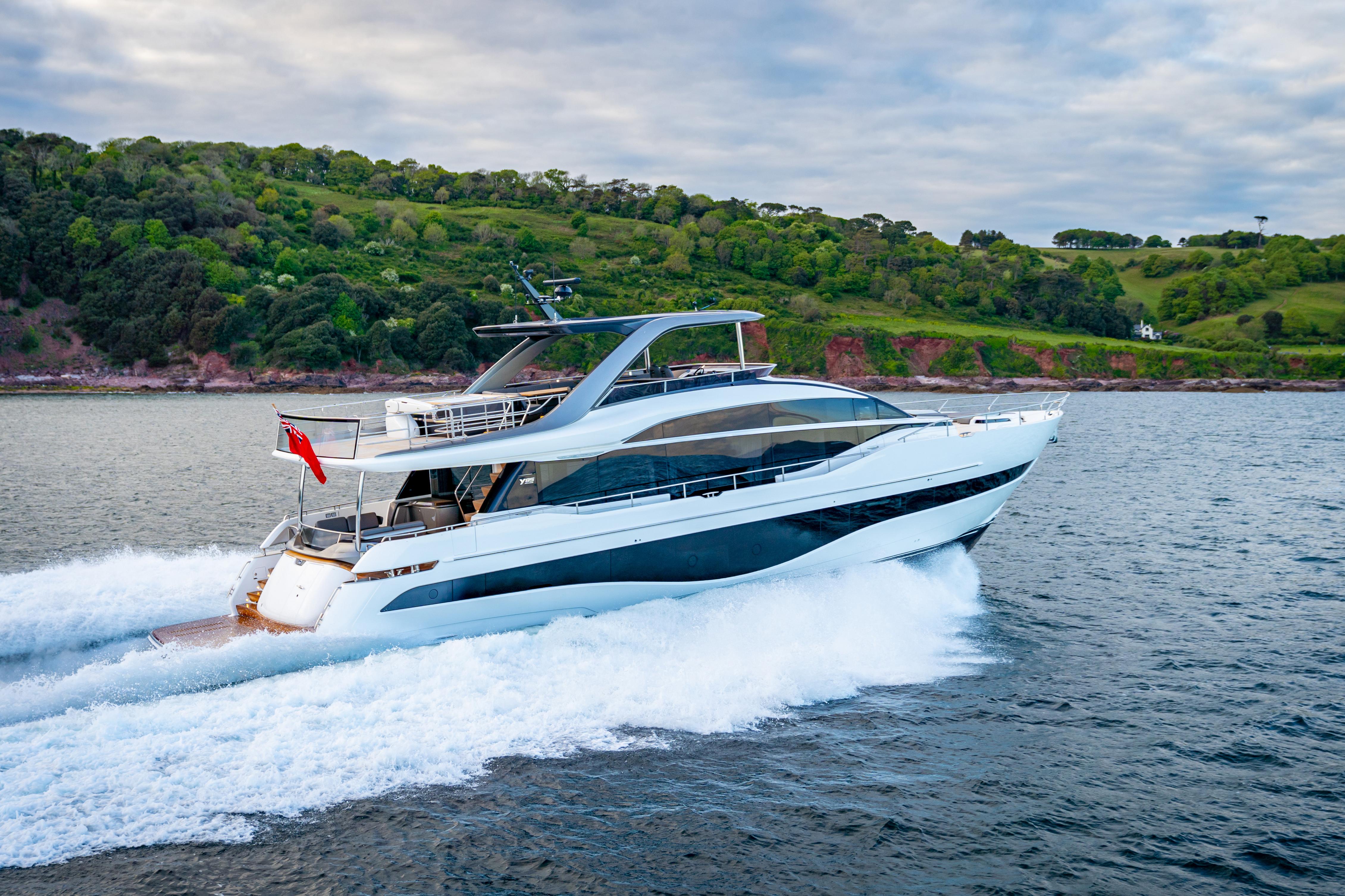 Y85 Exterior White Hull 21 2022