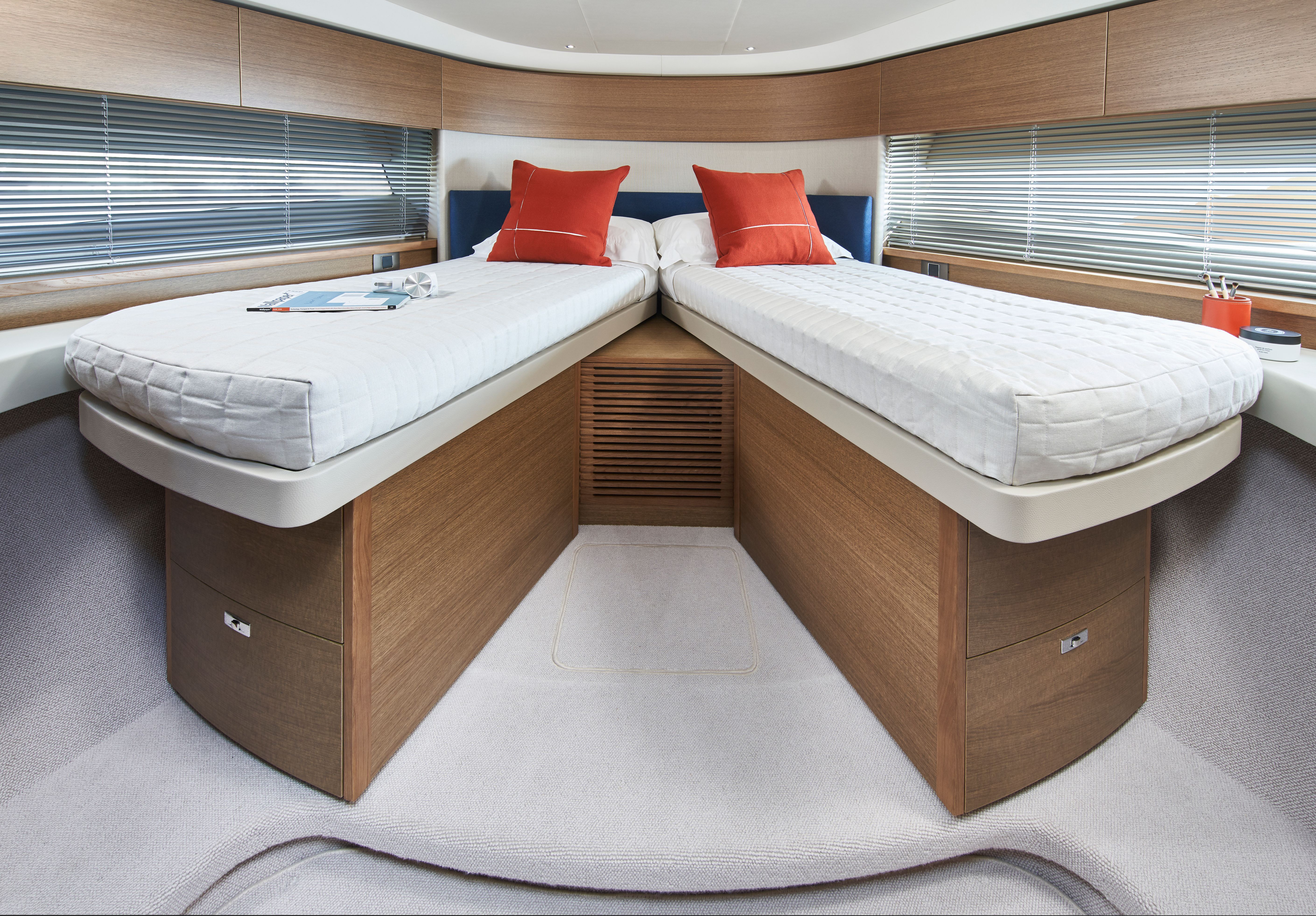 F45 Interior Forward Cabin Rovere Oak Satin