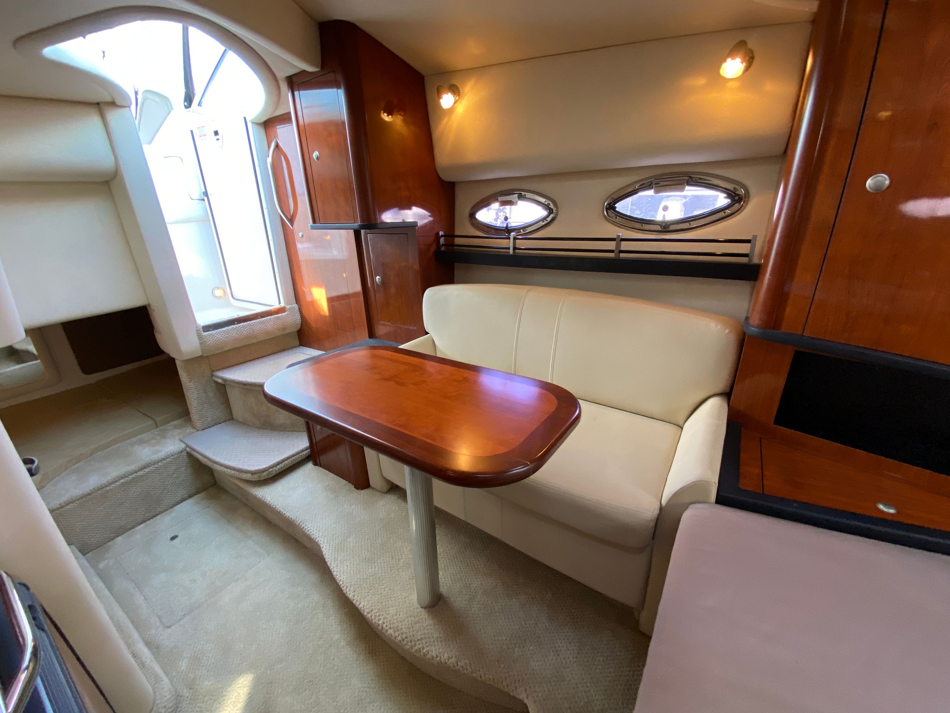 2006 Sea Ray 325 Sundancer - Boating New Zealand