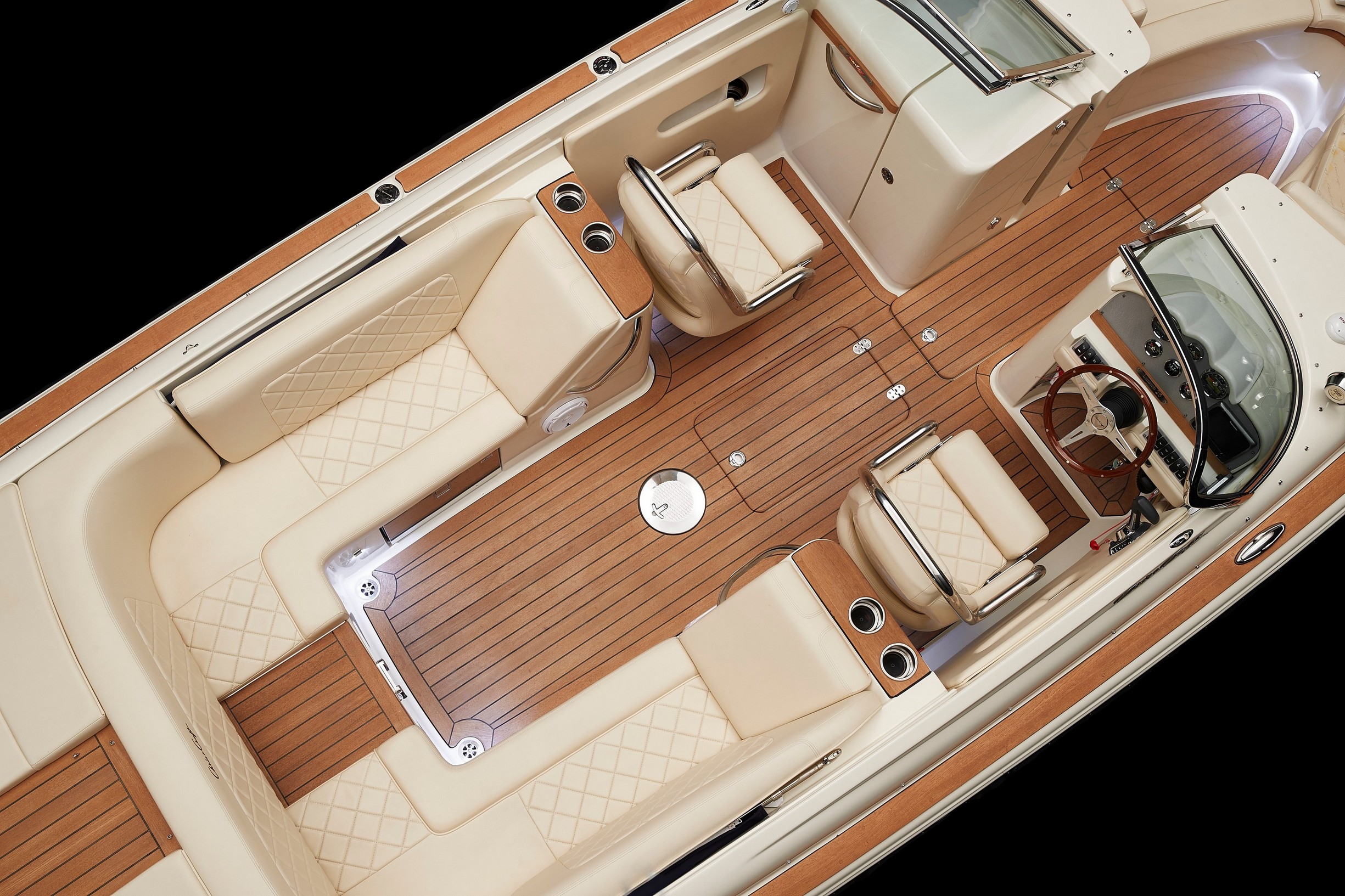 Cc7881716 Launch 25 Seatingoverhead Mj