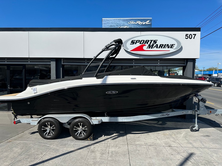 Sea Ray SPX 210