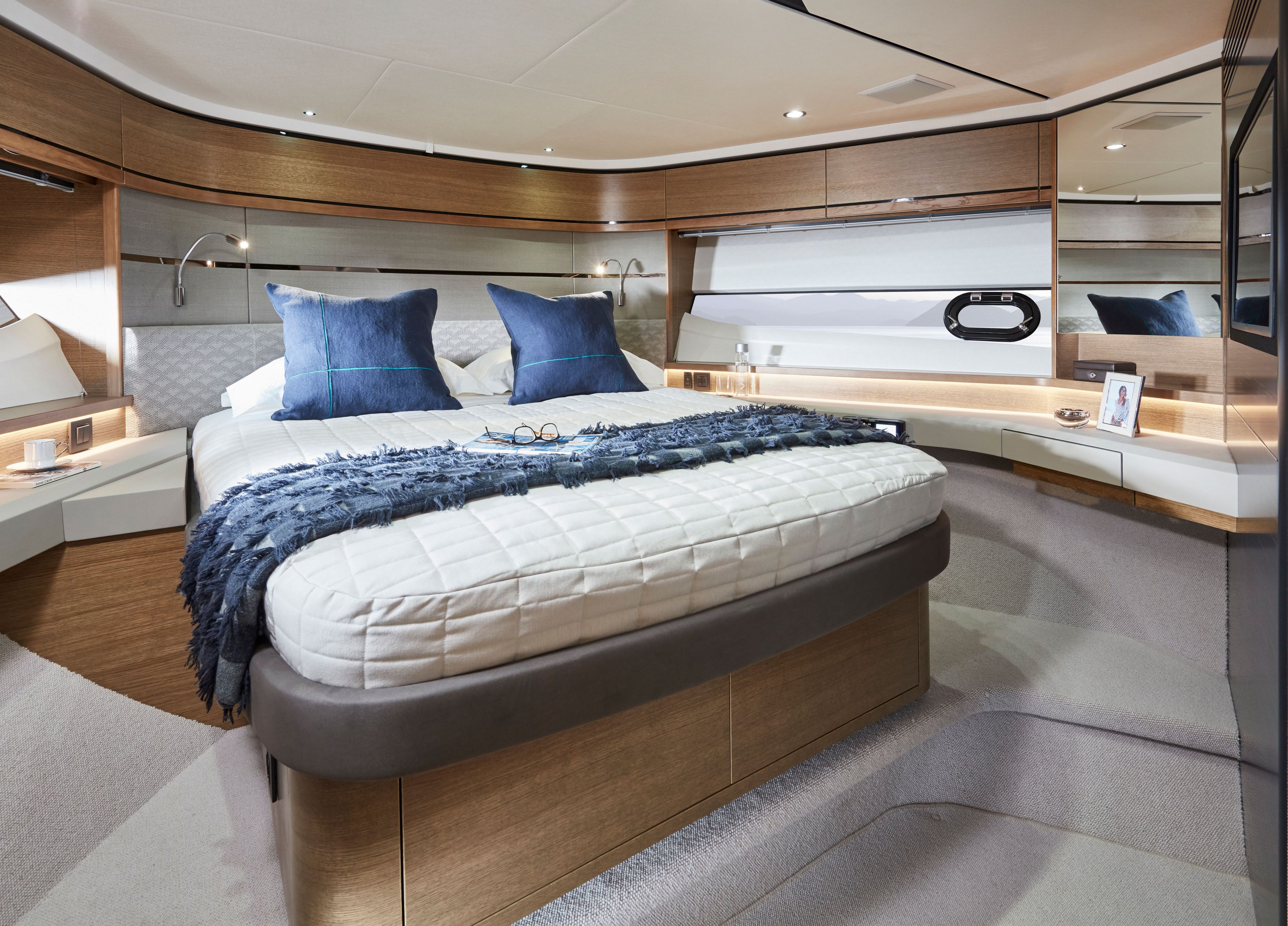 V65 Interior Forward Cabin