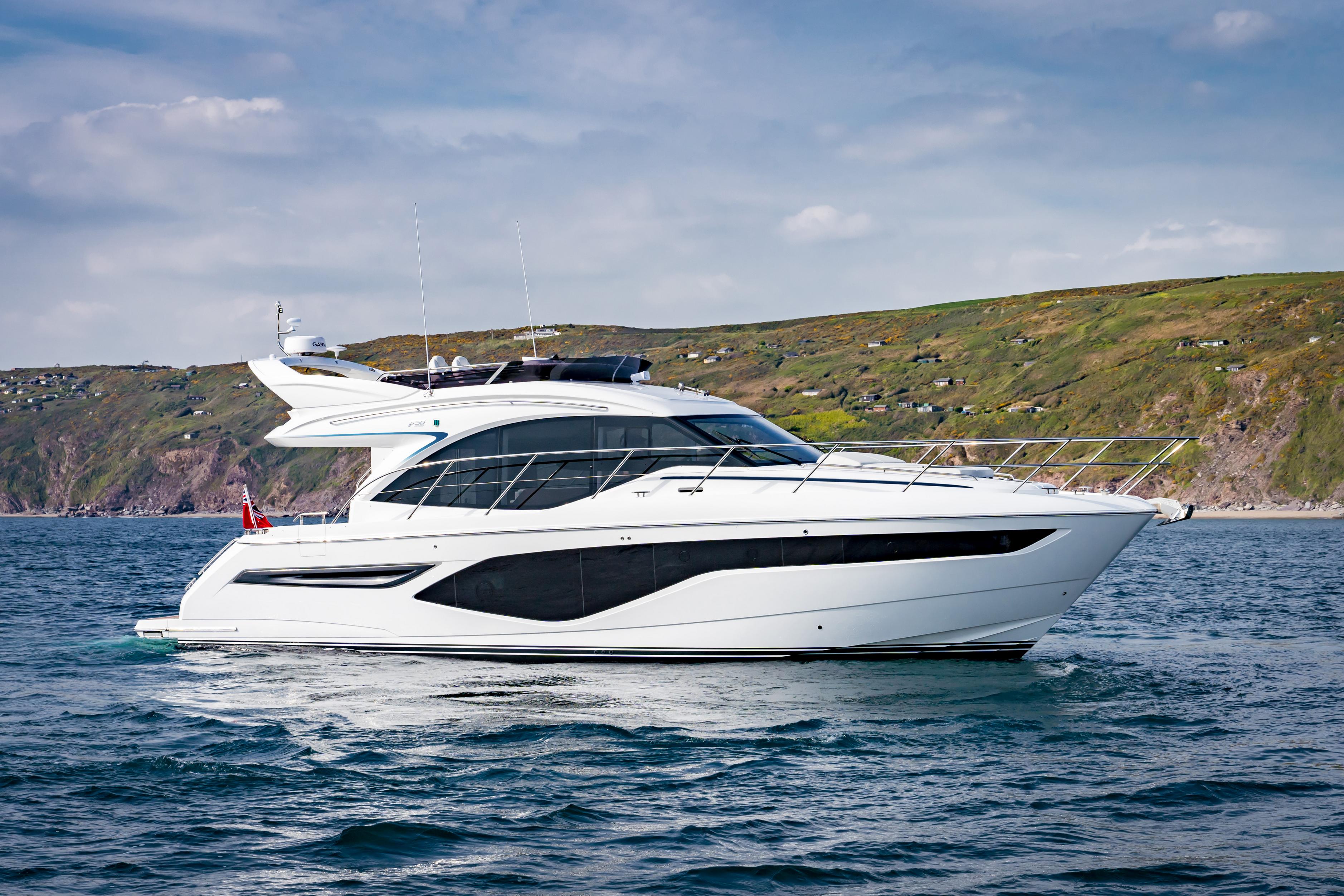 F50 Exterior White Hull 10 2022