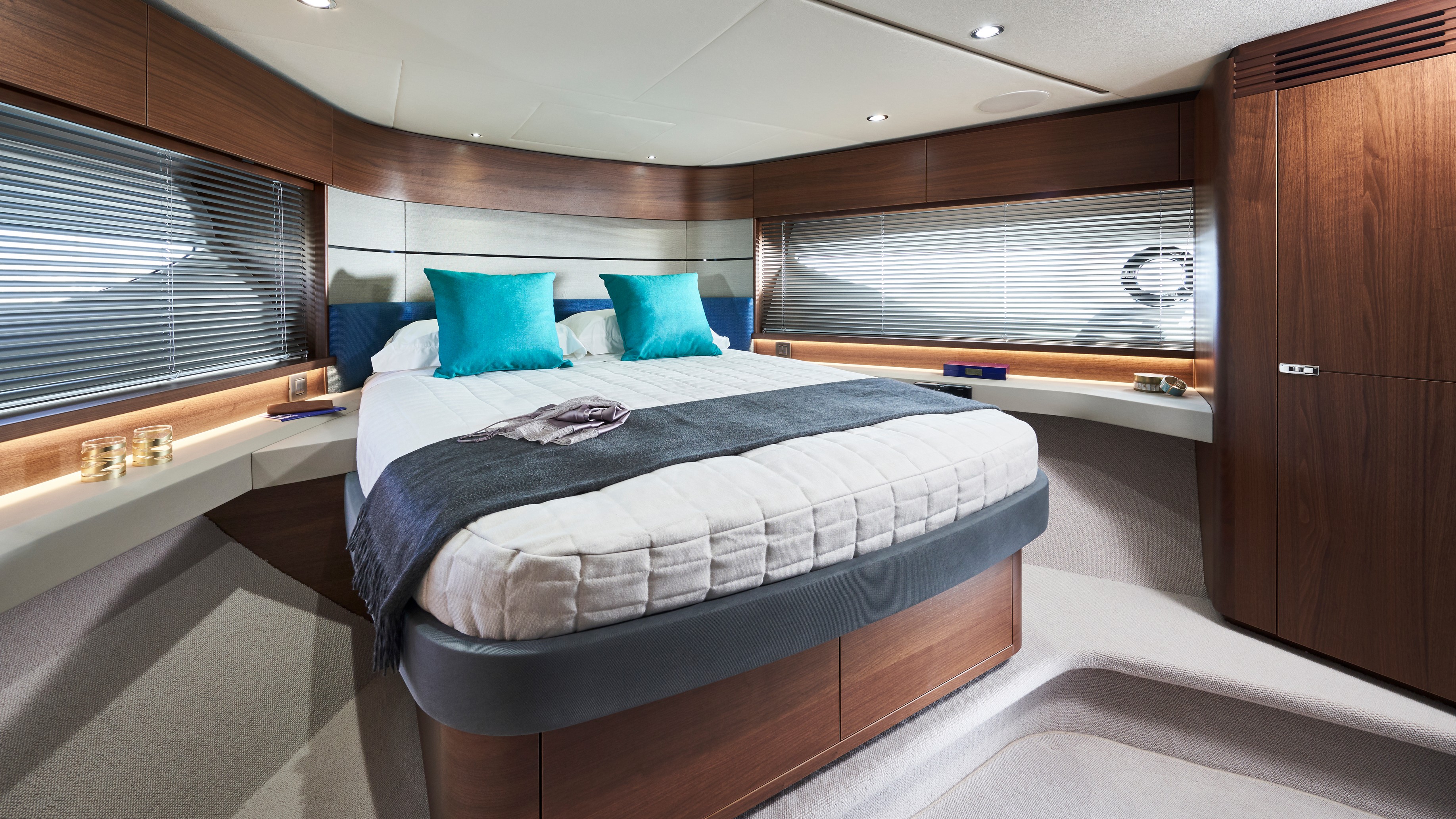 S62 Interior Forward Guest Cabin