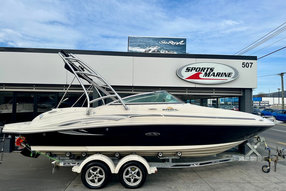 2005 220 Sundeck