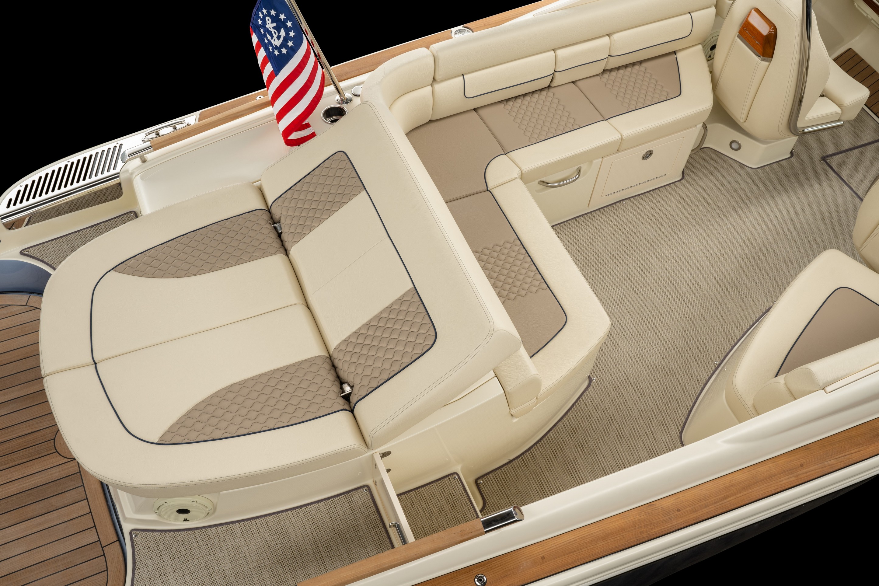 Chris Craft Launch 25 Gt Stern Seat Up