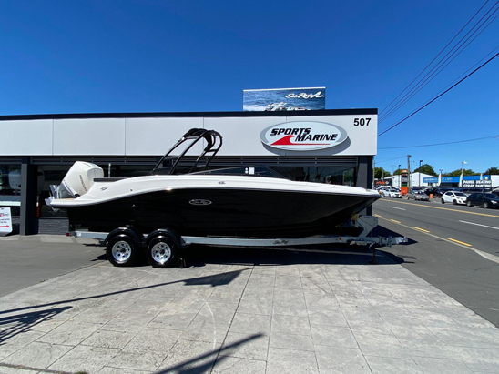 Sea Ray SPX 230 OB