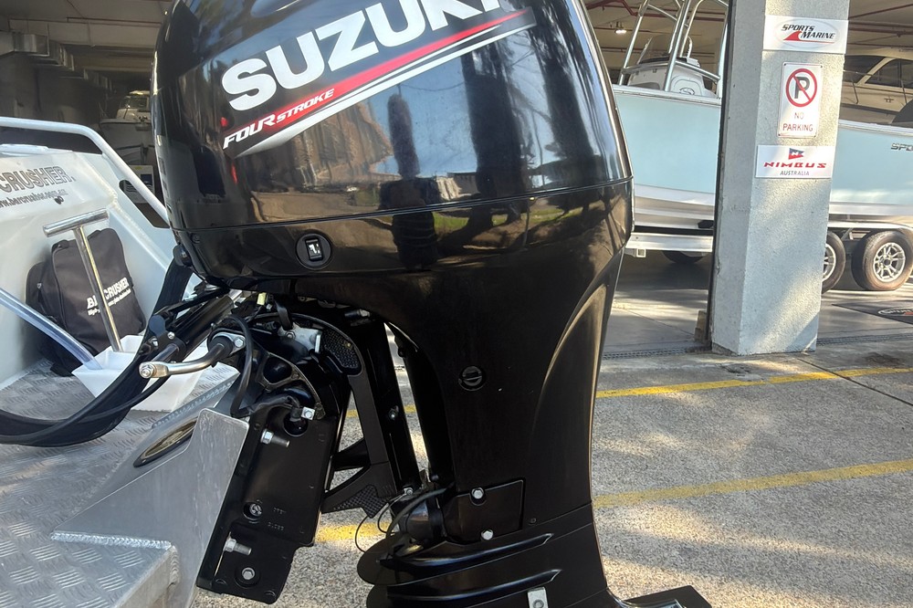 2018 Barcrusher 535C