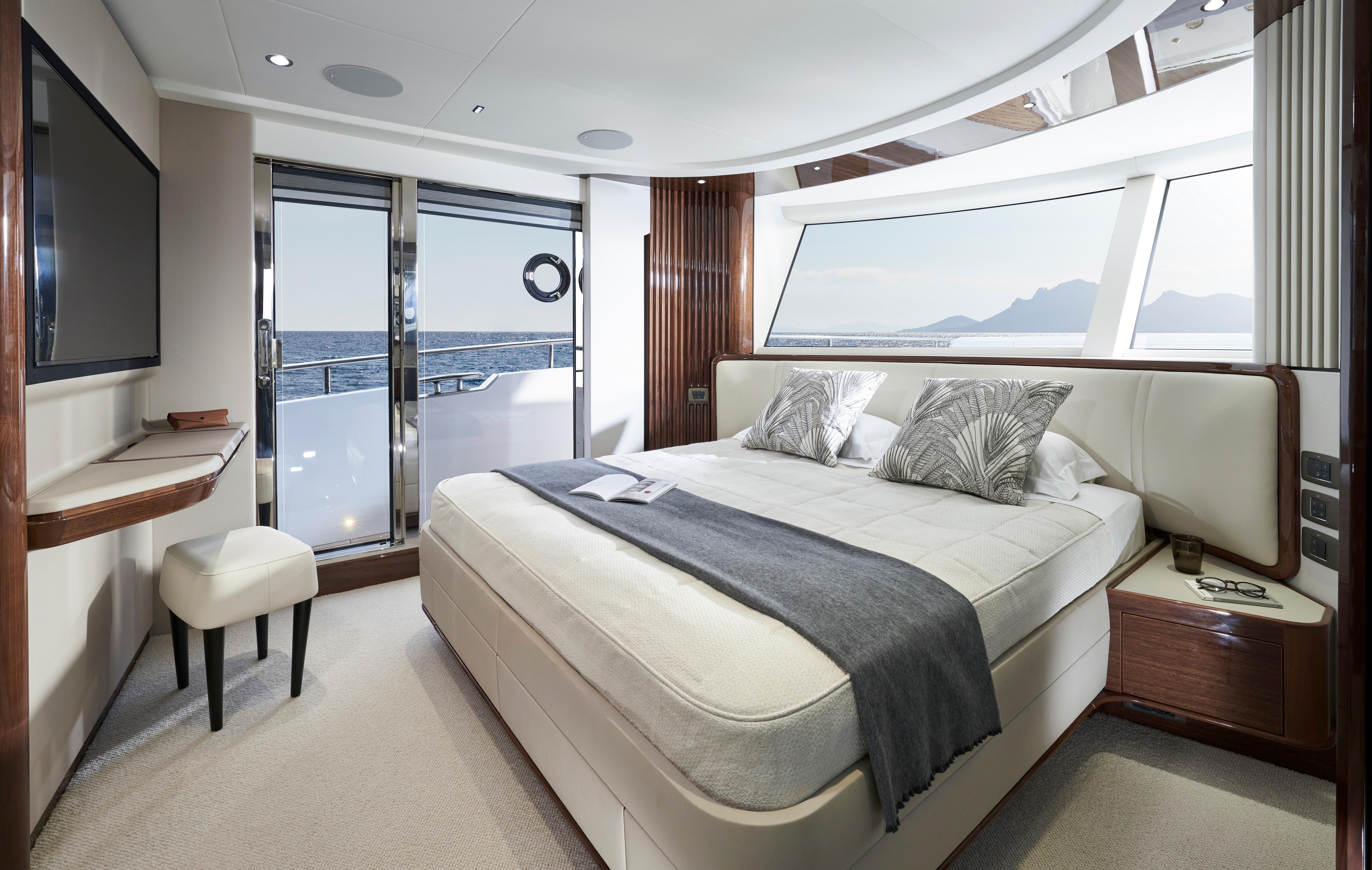 X80 Interior Main Deck Owners Stateroom