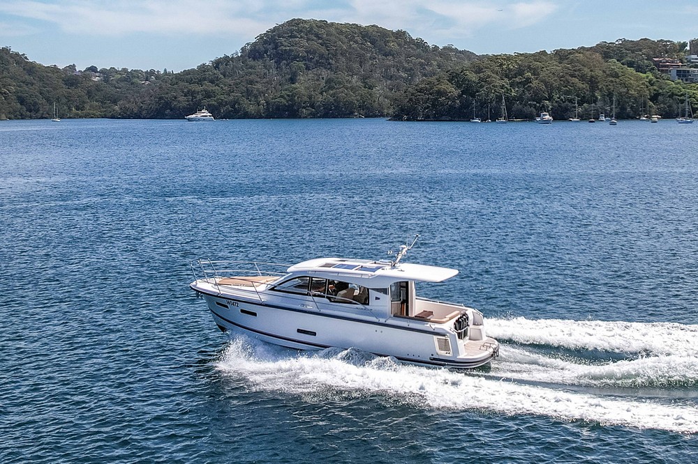 2019 Nimbus 305 Coupe