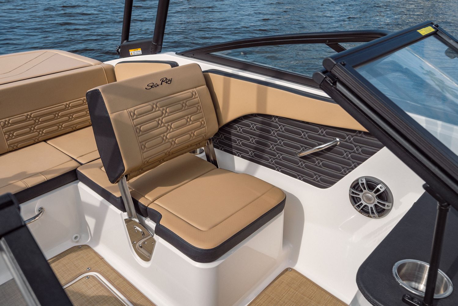 2025 Spx 190 Outboard Spo190 Port Companion Seat Convertible 01328