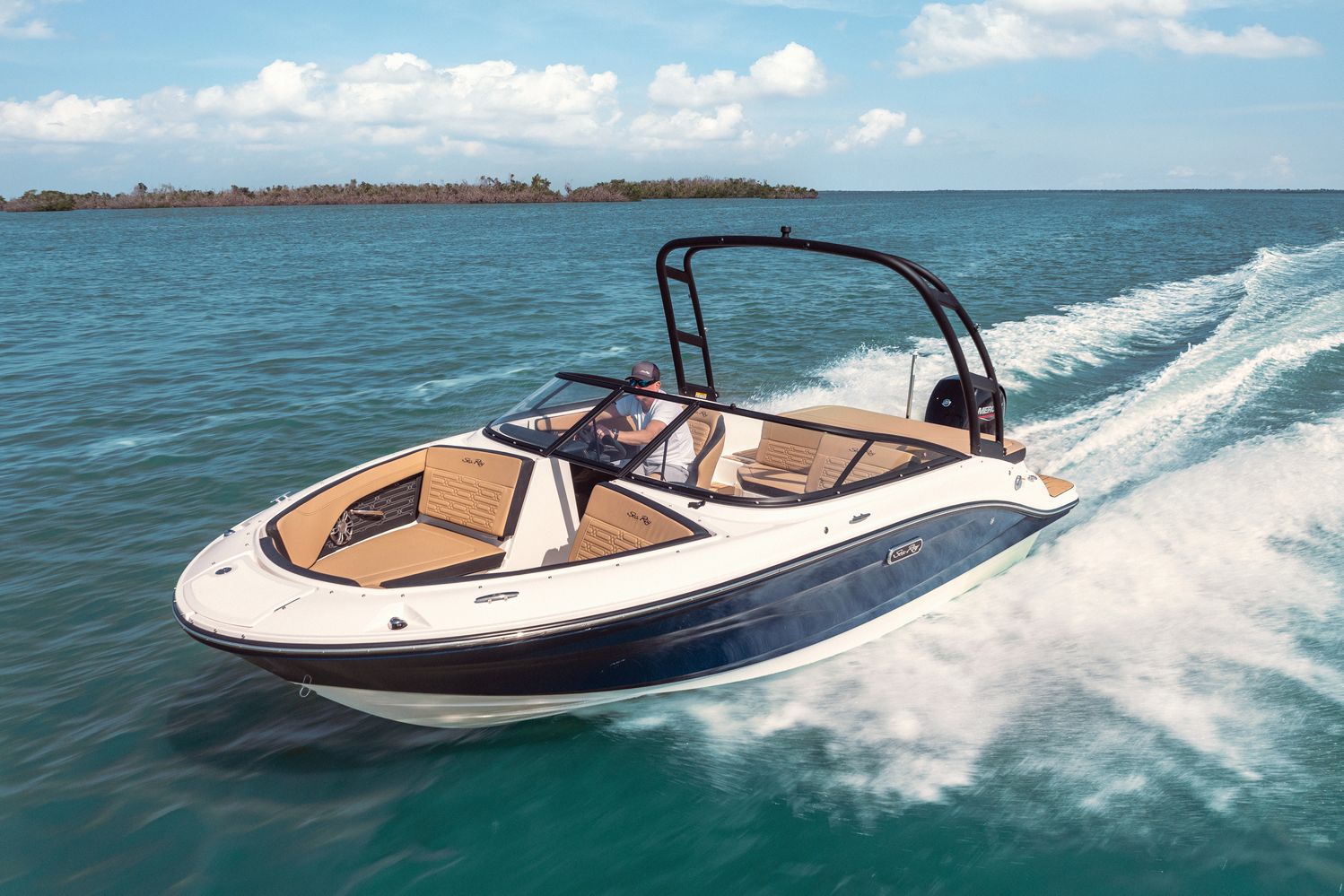 2025 Spx 190 Outboard Spo190 Running Port Bow Three Quarter 00447
