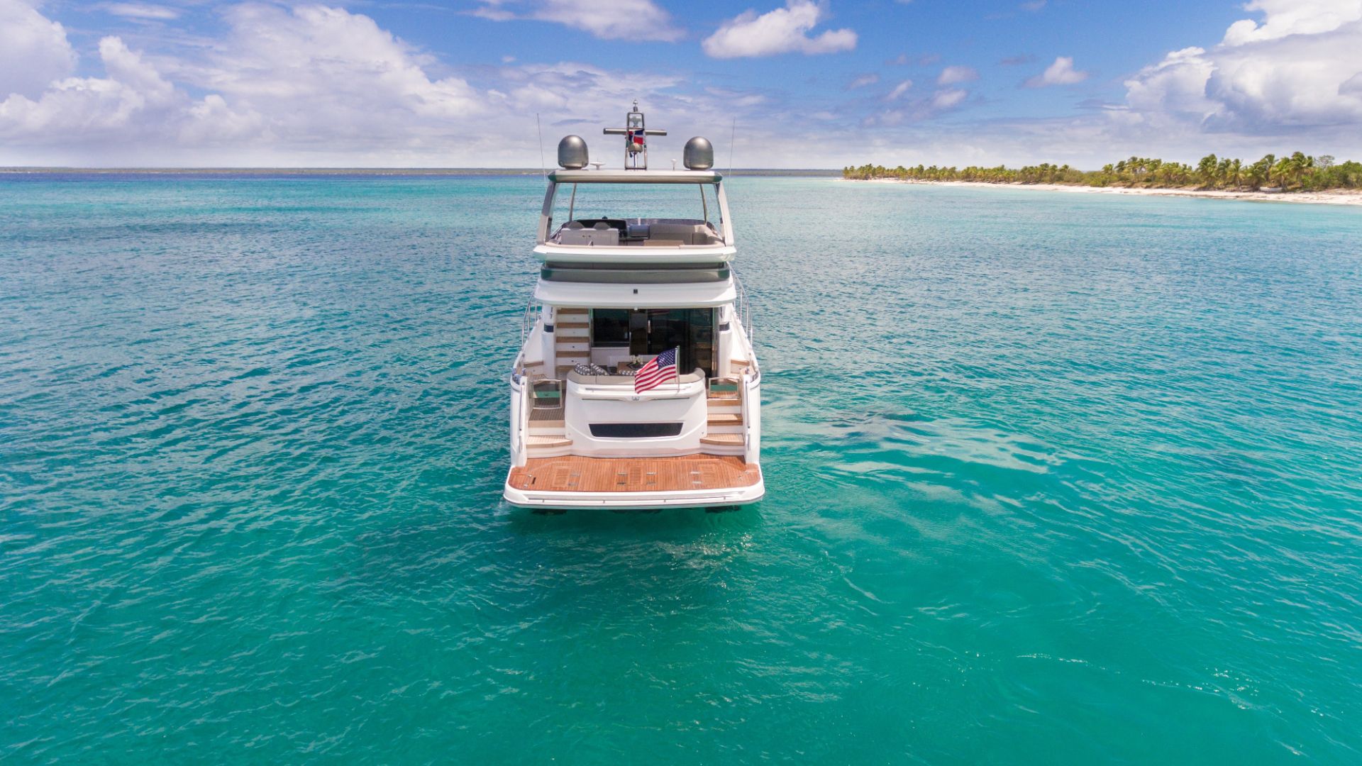 F55 Exterior White Hull With Hardtop 17